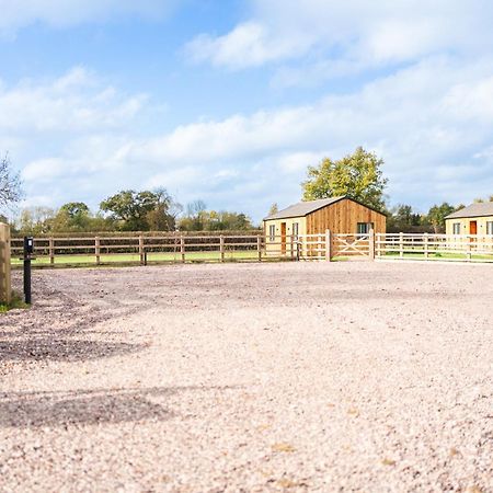 Oak Lodge Ashbourne  Exterior foto